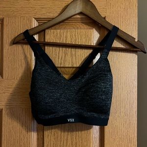 Women’s sports bra